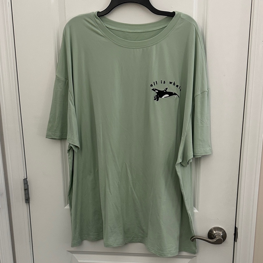 💜Whale Green Graphic T-Shirt